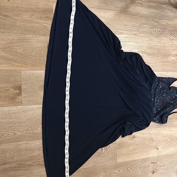 NWT Morgan & Co. Halter Top Long Prom Dress, Navy Blue, Size 8 - Picture 12 of 12